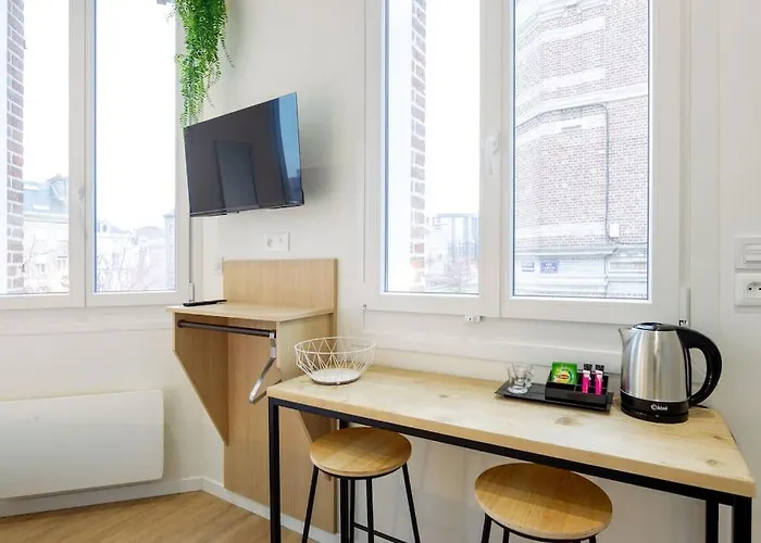 Apartment 2 Proche De La Gare Et Centre *